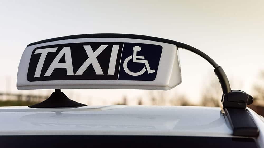 Wheelchair-Accessible-Taxi