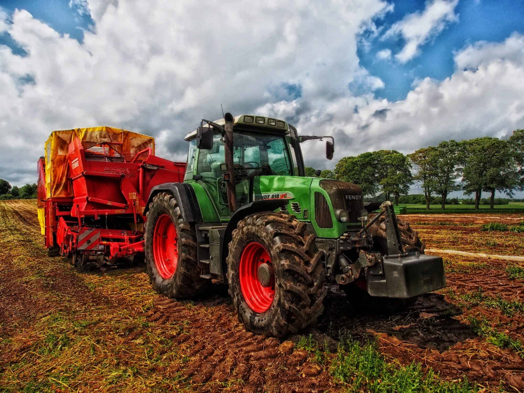 do tractors need road tax